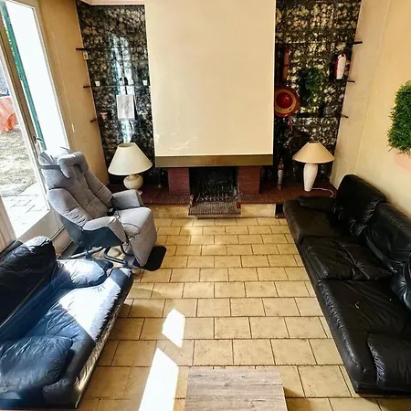 Lescapade