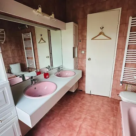 Lescapade Holiday home