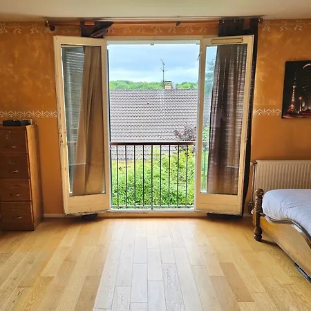 Lescapade Villecresnes